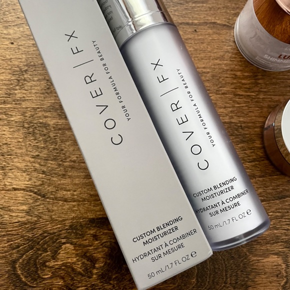 NWT ♡ Cover FX ♡ Custom Blending Moisturizer - Picture 5 of 11